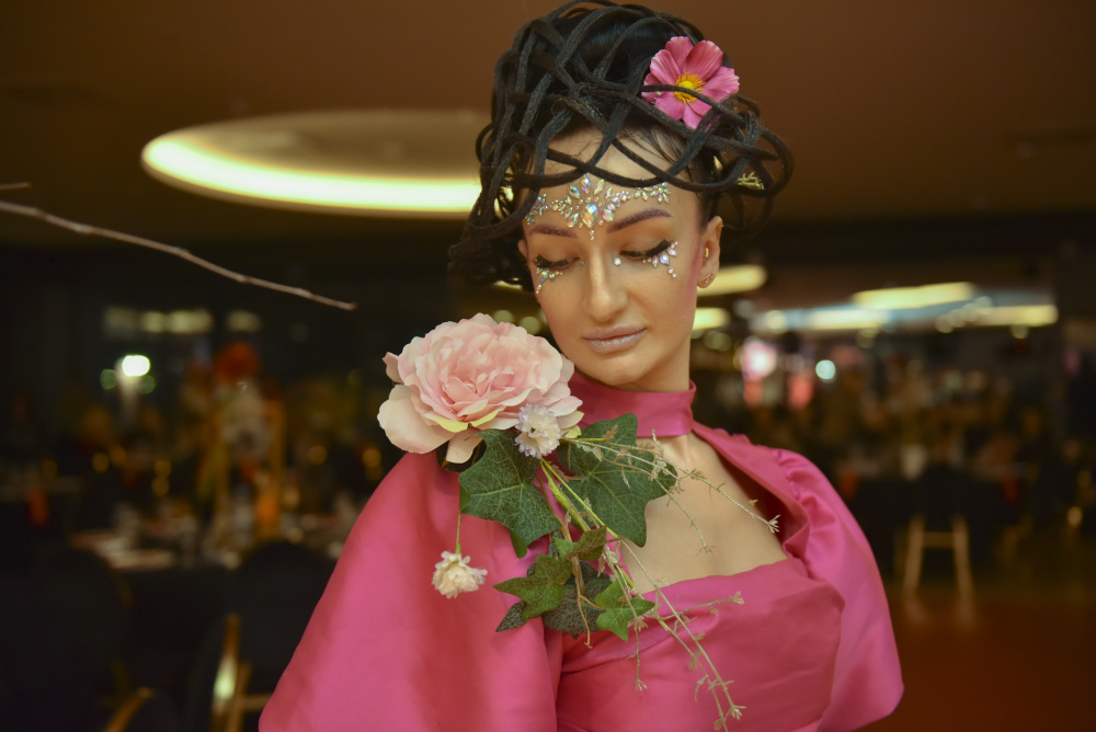 model sa Revije u slici